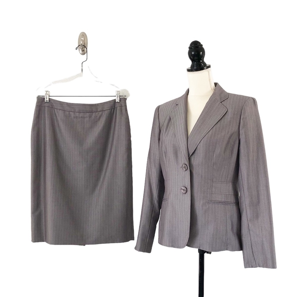 Jones New York Women’s Gray Long Sleeve Skirt Suit Size 10